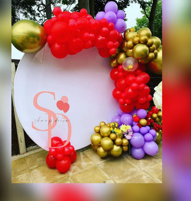 Gold & red balloons amazing ‼️